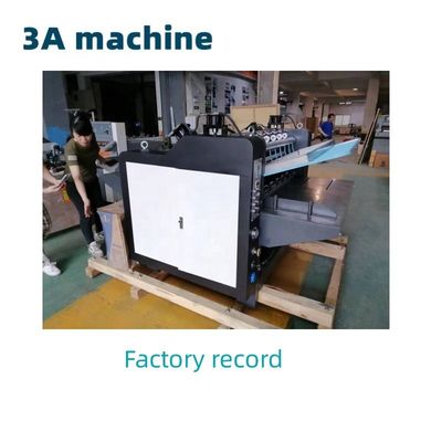 CQT-1000 αυτόματη μηχανή laminating φύλλο χαρτονιού φλάουτα για το χαρτί πάχος 150g-550g